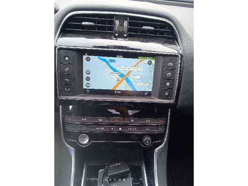 Recambio de pantalla multifuncion para jaguar xe 2.0 diesel cat referencia OEM IAM FK7219C299AA  T2R17628 - Rojo 8