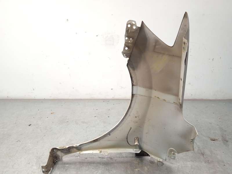 Recambio de aleta delantera derecha para chevrolet aveo hatchback (t300) 1.3 d referencia OEM IAM 95483688 - Blanco 2