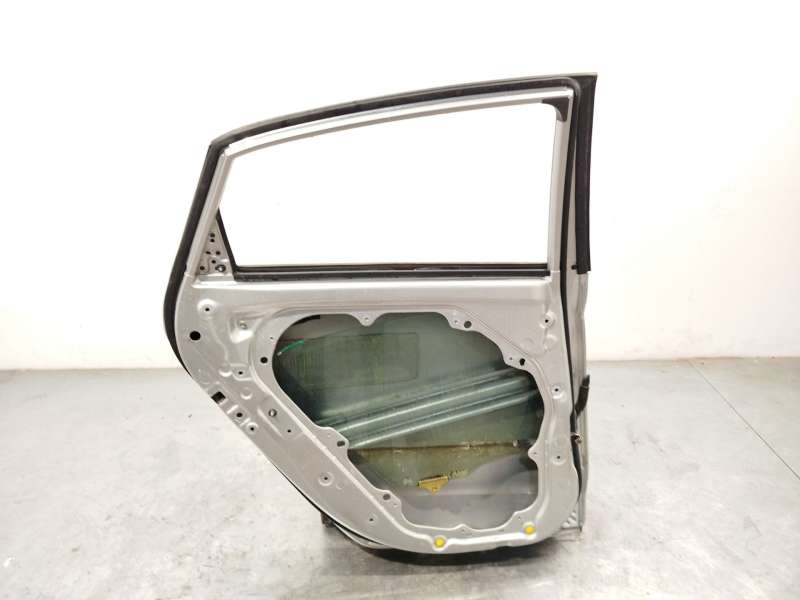 Recambio de puerta trasera izquierda para hyundai i30 (gd) 1.6 crdi referencia OEM IAM 77003A6000 6
