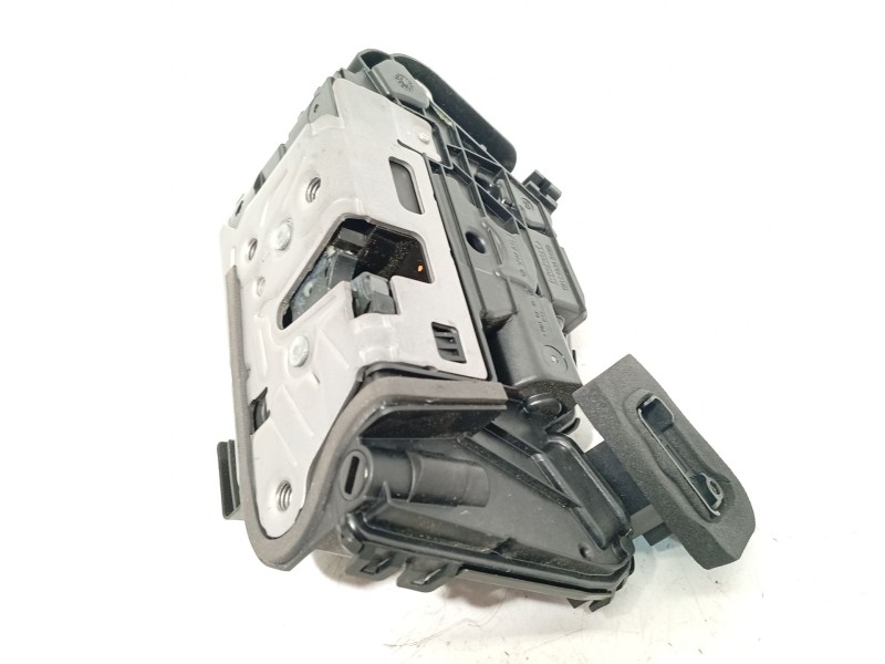 CERRADURA PUERTA DELANTERA DERECHA 5TB837016E 