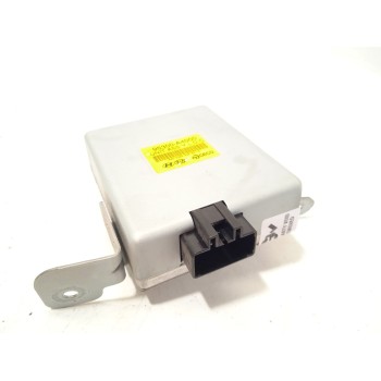 Recambio de modulo electronico para kia carens iv 1.7 crdi referencia OEM IAM 95300A4000  