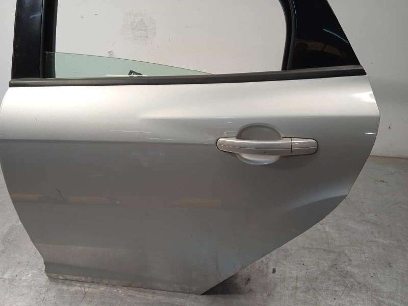 Recambio de puerta trasera izquierda para ford focus lim. (cb8) trend referencia OEM IAM 2172760 PBM51A24631BF 3