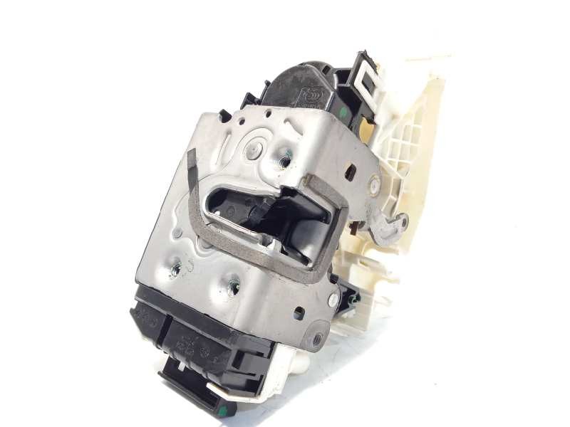 CERRADURA PUERTA DELANTERA DERECHA A0997202201 