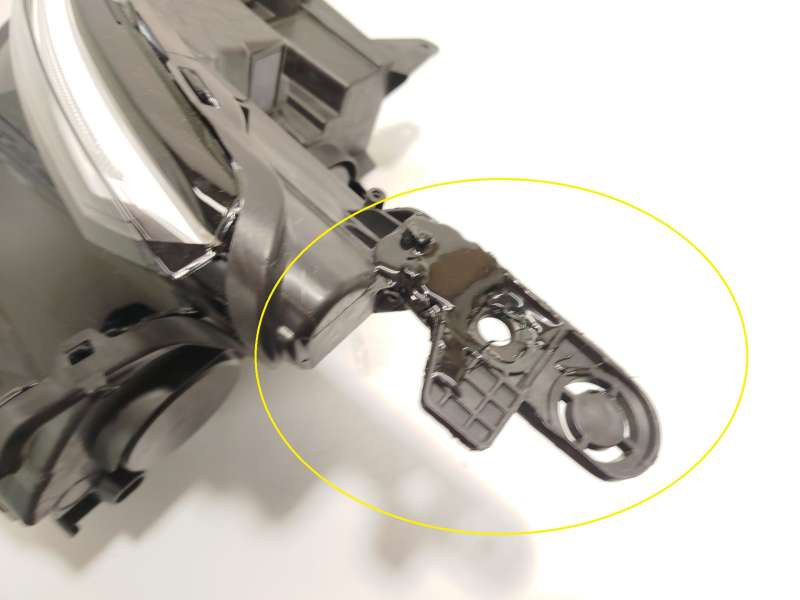 Recambio de faro izquierdo para citroën c4 iii 1.2 referencia OEM IAM 9830649480  73374697 7
