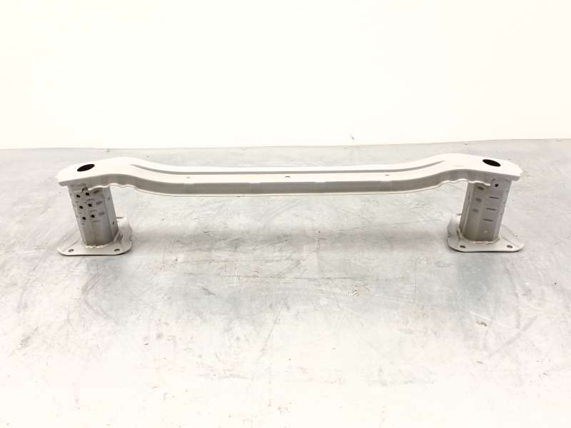 Recambio de refuerzo paragolpes trasero para toyota c-hr (_x1_) 2.0 hybrid (maxh10) referencia OEM IAM 52023F4050 - Blanco 2