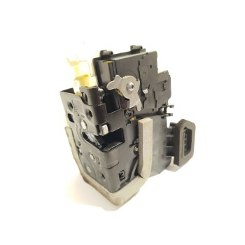 CERRADURA PUERTA DELANTERA DERECHA 4K1837016J 