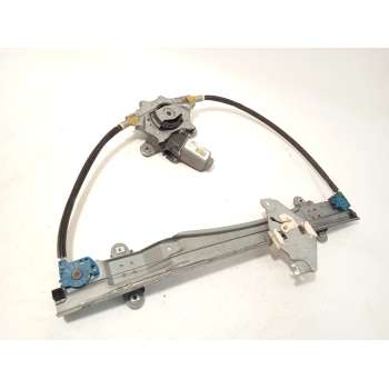 ELEVALUNAS DELANTERO DERECHO 400956C 8200384741 