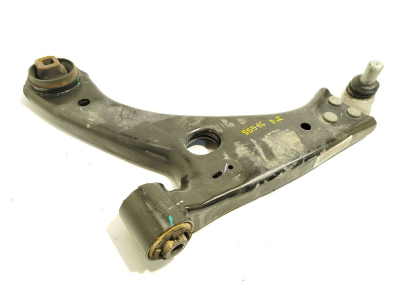BRAZO SUSPENSION INFERIOR DELANTERO IZQUIERDO 8892135909 
