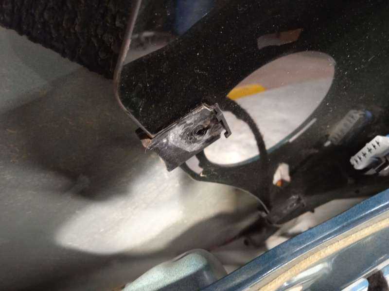 Recambio de puerta trasera derecha para peugeot 2008 i (cu_) 1.2 puretech 82 referencia OEM IAM 9802969680 - Verde 6