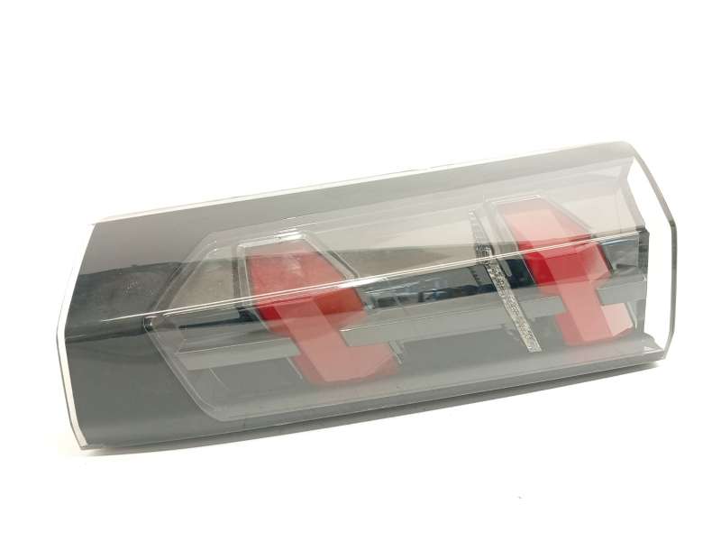 Recambio de piloto trasero derecho interior para peugeot 2008 ii (ud_, us_, uy_, uj_, ur_, uc_) 1.2 puretech 130 referencia OEM