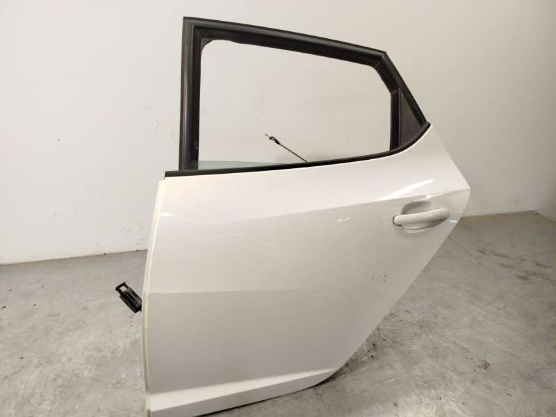 Recambio de puerta trasera izquierda para seat ibiza iv sc (6j1, 6p5) 1.6 tdi referencia OEM IAM 6J4833055 - Blanco 2