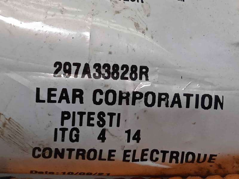 Recambio de modulo electronico para renault captur ii referencia OEM IAM 297A33828R - Blanco 4