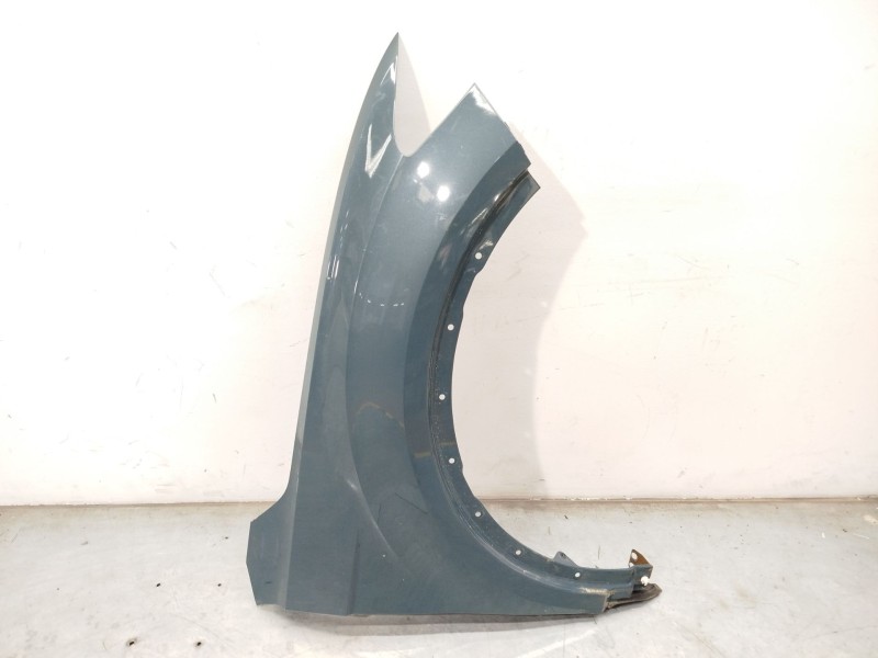 ALETA DELANTERA DERECHA 2GA821022 