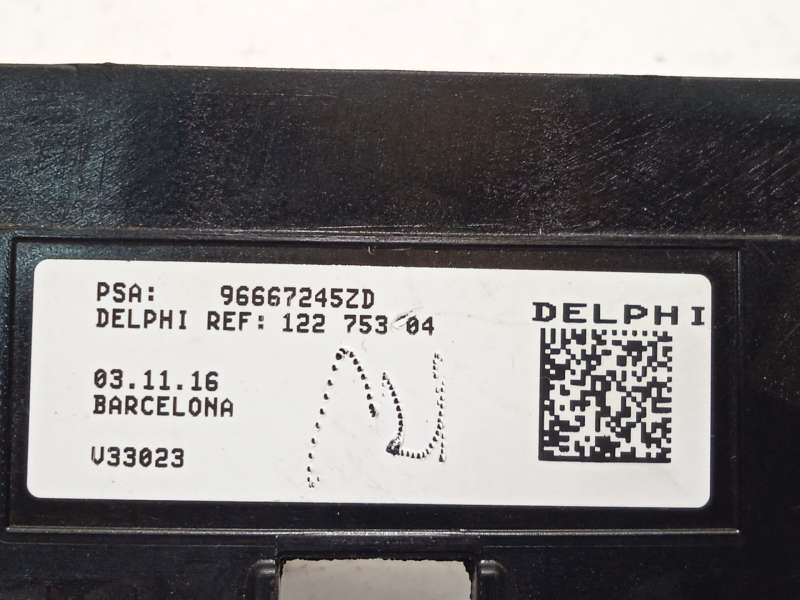 Recambio de mando volante para citroën c4 picasso feel referencia OEM IAM 96667245ZD - Blanco 4