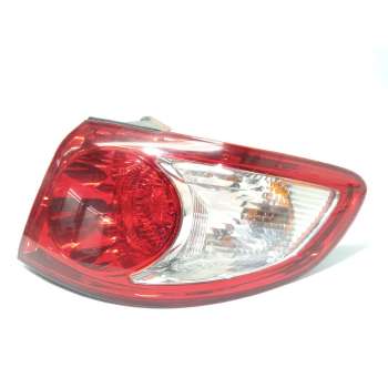 PILOTO TRASERO DERECHO 924022B020 