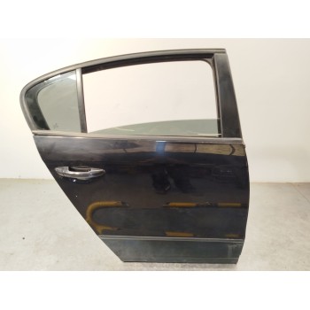 Recambio de puerta trasera derecha para volkswagen passat b6 (3c2) 2.0 fsi referencia OEM IAM 3C5833056H  