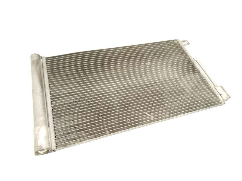 Recambio de condensador / radiador aire acondicionado para fiat fiorino furgoneta/monovolumen (225_) 1.4 (225bxa1a, 225bxf1a) re - Blanco