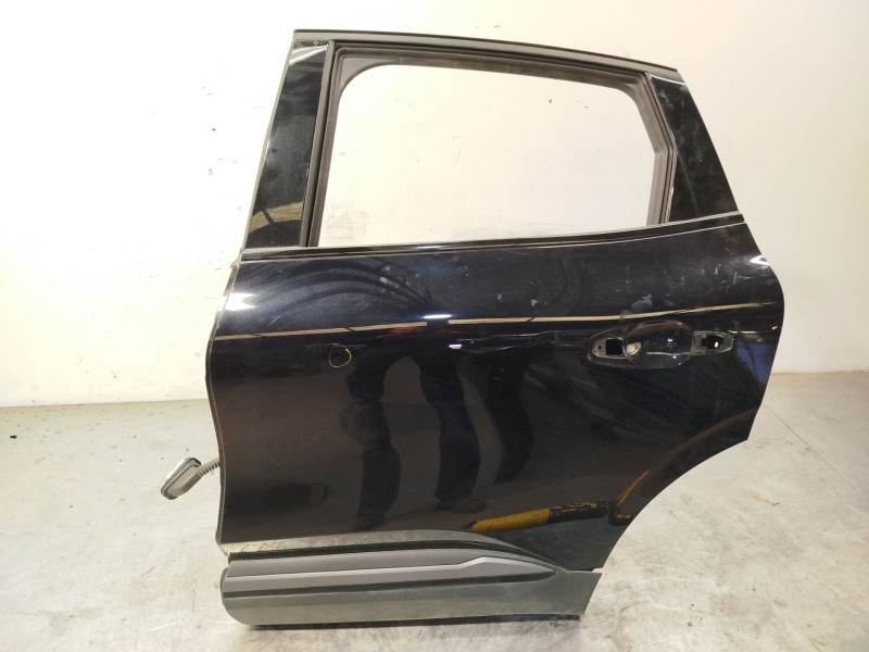 PUERTA TRASERA IZQUIERDA 821014757R 