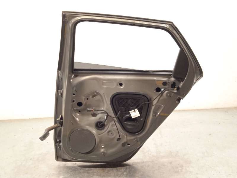 Recambio de puerta trasera derecha para audi a1 allstreet (gbh) 30 tfsi referencia OEM IAM 82G833052 - Gris 5