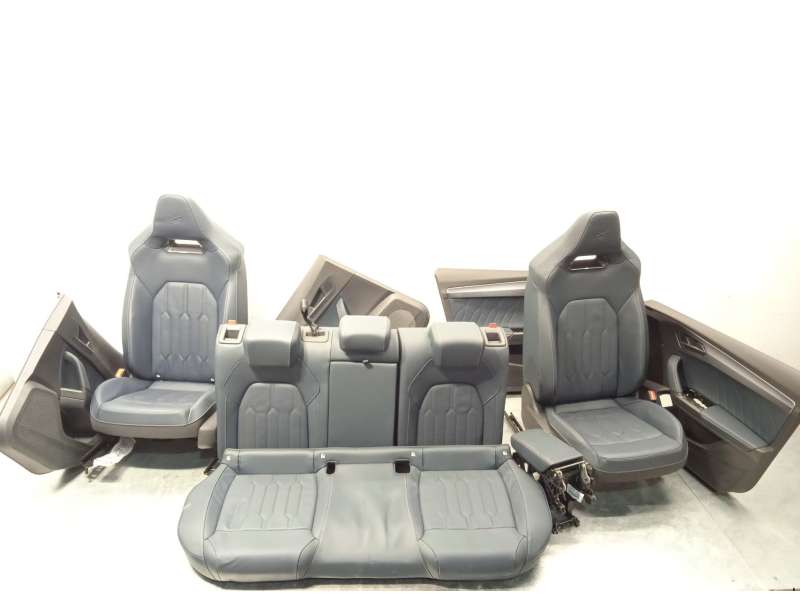 Recambio de juego asientos completo para cupra formentor (km7, kmp) 1.4 e-hybrid referencia OEM IAM 4K0881106K 5Q0885503AH 5Q088 - Blanco