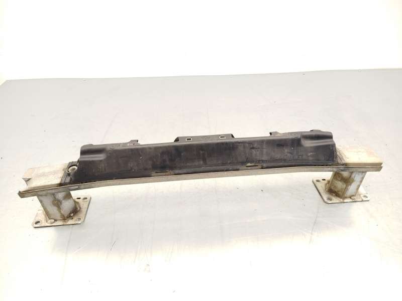 Recambio de refuerzo paragolpes delantero para peugeot partner caja/chasis 1.6 bluehdi 100 referencia OEM IAM 7414YN 2