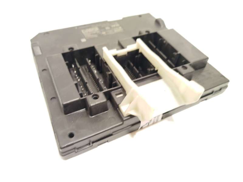 Recambio de modulo confort para volkswagen tiguan (ad1, ax1) 2.0 tdi referencia OEM IAM 5Q1937084B  A3C10969001 2