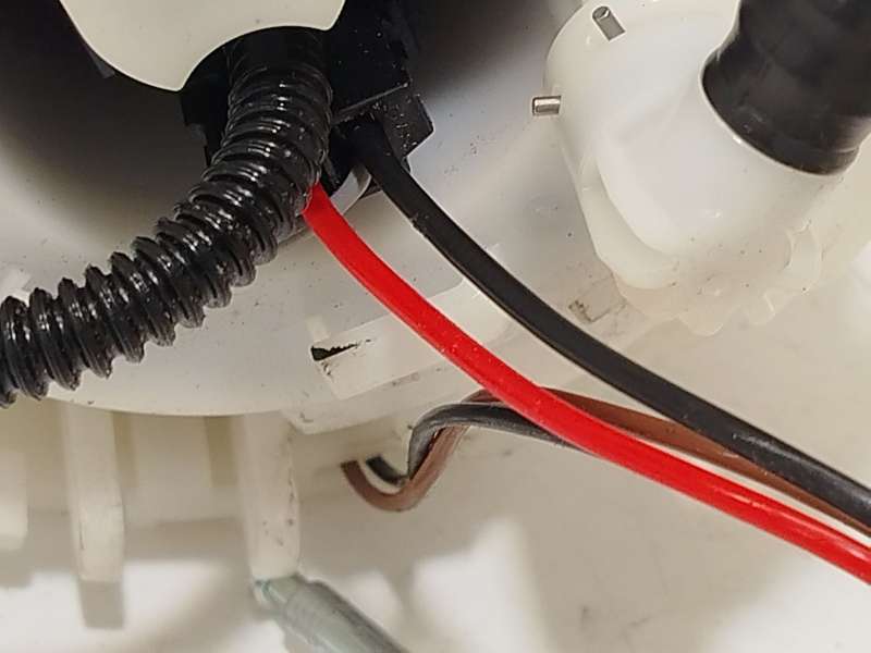 Recambio de bomba combustible para kia rio iv (yb, sc, fb) 1.0 t-gdi 120 eco-dynamics+ referencia OEM IAM 31110H8400  1000G56570 3