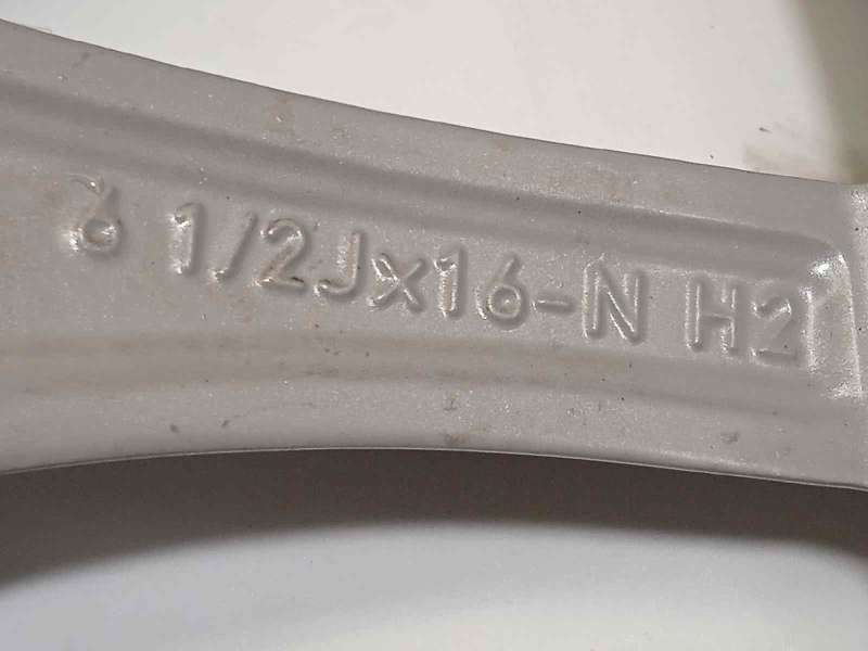 Recambio de llanta para bmw serie 3 touring (g21) 320d referencia OEM IAM 6876921 36116876921 6