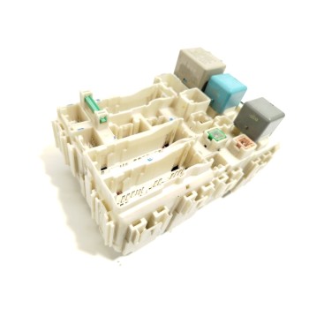 CAJA RELES / FUSIBLES 8273047340 5L071503 20345K23