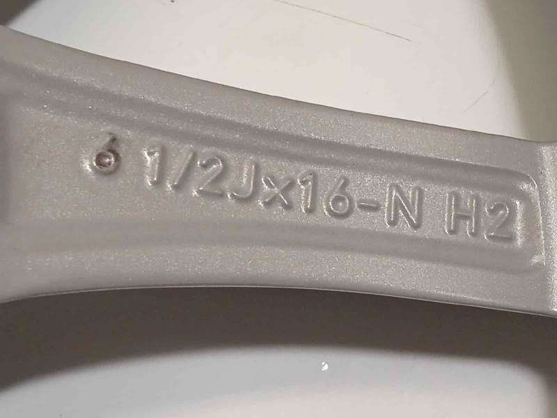 Recambio de llanta para bmw serie 3 touring (g21) 320d referencia OEM IAM 6876921 36116876921 6