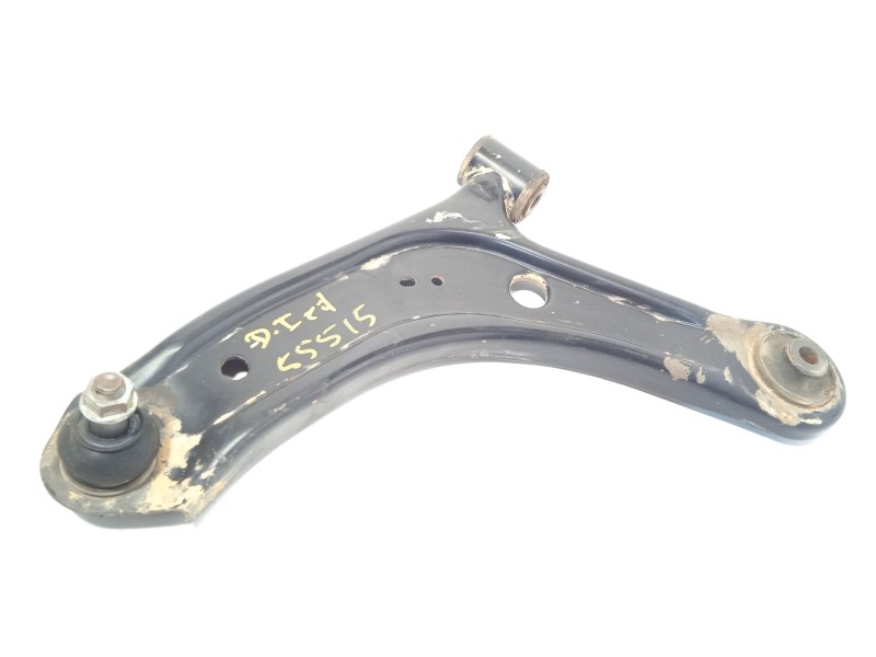 BRAZO SUSPENSION INFERIOR DELANTERO IZQUIERDO 4520261M00 