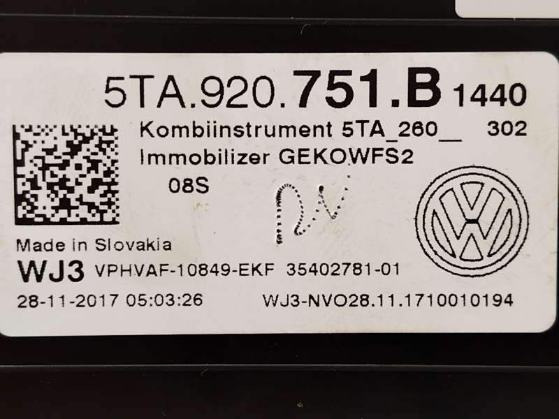 Recambio de cuadro instrumentos para volkswagen touran (5t1) 1.6 tdi referencia OEM IAM 5TA920751B 7