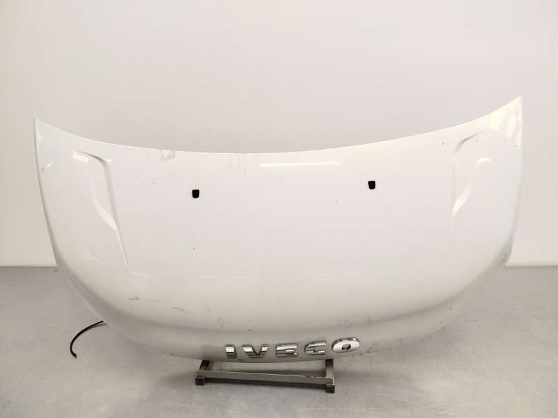 Recambio de capot para iveco daily vi furgoneta 33s16, 35s16, 35c16, 40c16, 50c16 referencia OEM IAM 5801492603 - Blanco 2