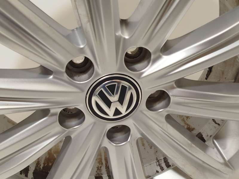 Recambio de llanta para volkswagen touran (5t1) 1.6 tdi referencia OEM IAM 5TA601025D8Z8 5