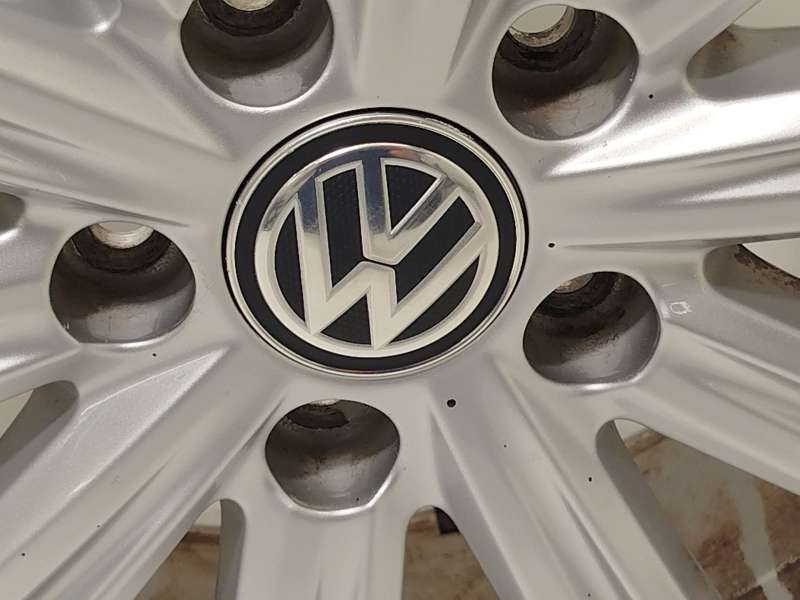Recambio de llanta para volkswagen touran (5t1) 1.6 tdi referencia OEM IAM 5TA601025D8Z8 4