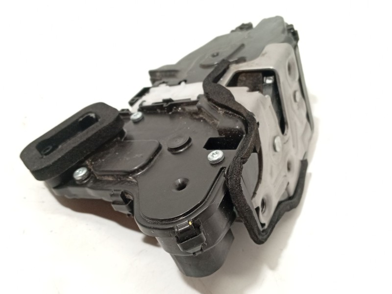 CERRADURA PUERTA DELANTERA IZQUIERDA 10B837015B 