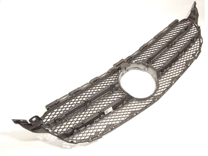 Recambio de rejilla delantera para mercedes-benz clase c (w205) c 180 (205.040) referencia OEM IAM A2058800183 5