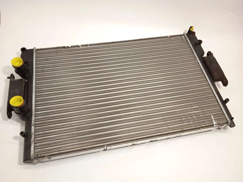 Recambio de radiador agua para iveco daily caja cerrada (2006 =>) caja cerrada techo alto 35s... batalla 3300 referencia OEM IAM - Blanco 2