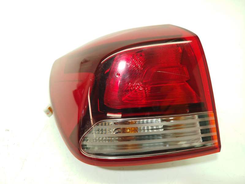 Recambio de piloto trasero izquierdo para kia rio iv (yb, sc, fb) 1.0 t-gdi 120 eco-dynamics+ referencia OEM IAM 92401H8000 2
