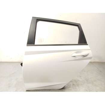 PUERTA TRASERA IZQUIERDA 77003Q0400 
