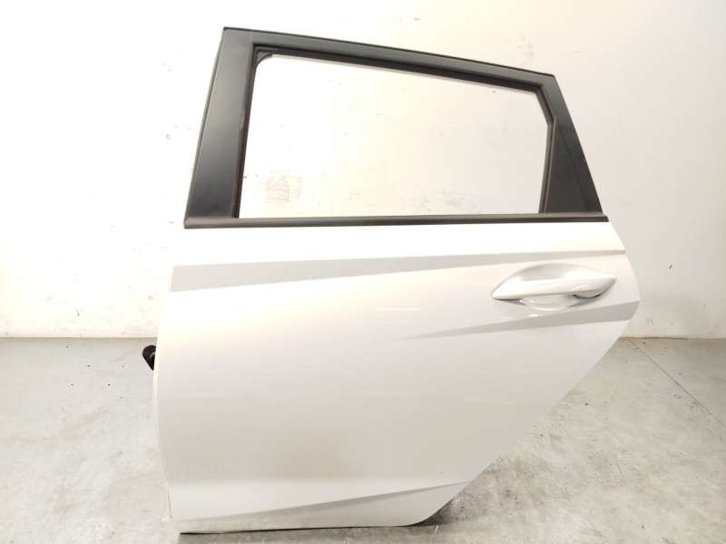 PUERTA TRASERA IZQUIERDA 77003Q0400 