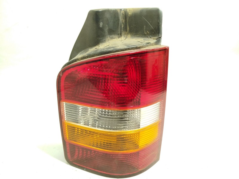 PILOTO TRASERO DERECHO 7H0945096F 