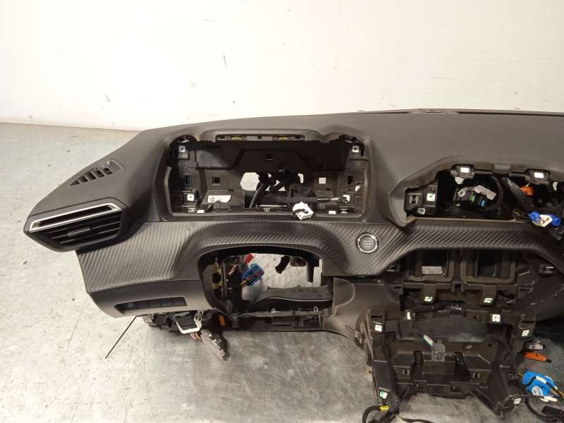 Recambio de kit airbag para peugeot 208 ii (ub_, up_, uw_, uj_) 1.2 vti 82 referencia OEM IAM 98528898AK 98255207ZD 9820860280 3