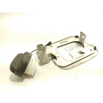 TAPA EXTERIOR COMBUSTIBLE 6457062R00000 