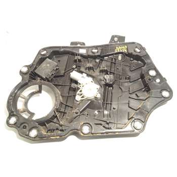 ELEVALUNAS DELANTERO DERECHO L1TBS23200CH L1TB14A389BE 