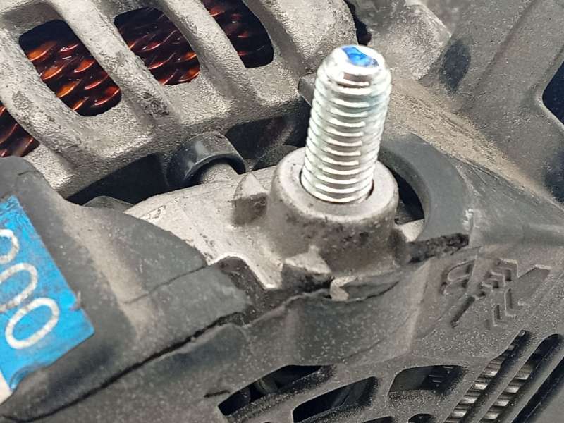 Recambio de alternador para hyundai i30 (pde, pd, pden) 1.6 crdi referencia OEM IAM 373002U200 5