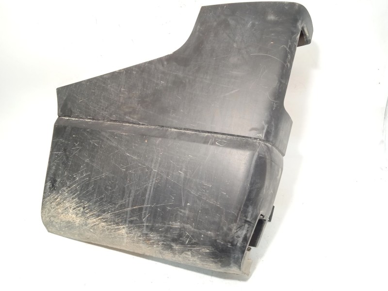 PUNTERA PARAGOLPES TRASERA IZQUIERDA 850170388R 