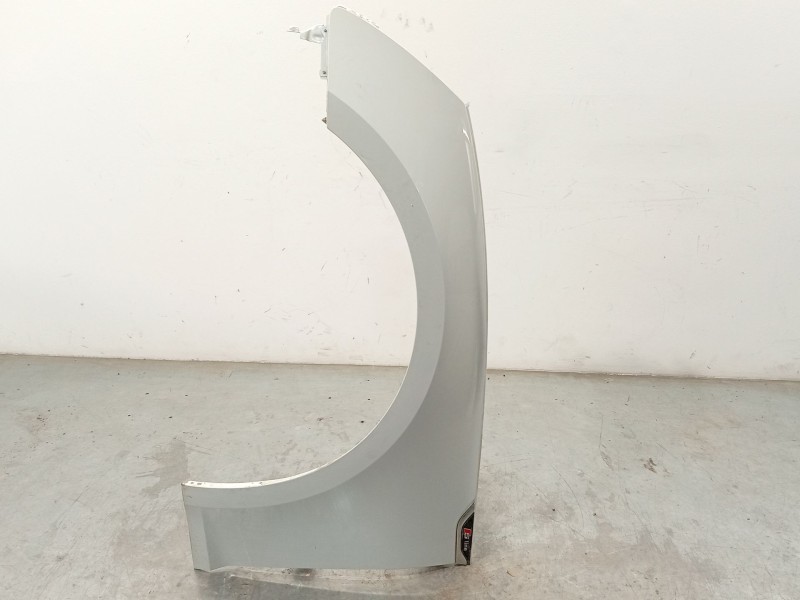 ALETA DELANTERA IZQUIERDA 8W6821105B 