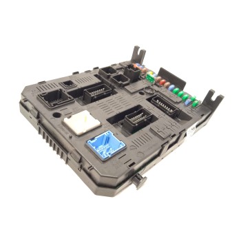 CAJA RELES / FUSIBLES 9678477180 1613316380 1663366080