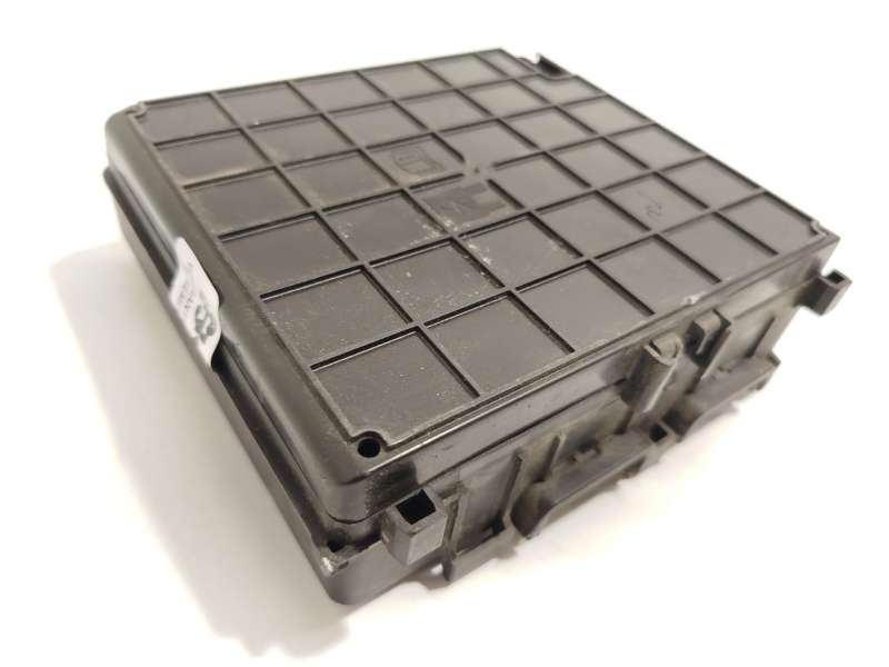 Recambio de caja reles / fusibles para ford fiesta (ce1) st-line referencia OEM IAM L1BT14D068GAC 2523131 - Blanco 3